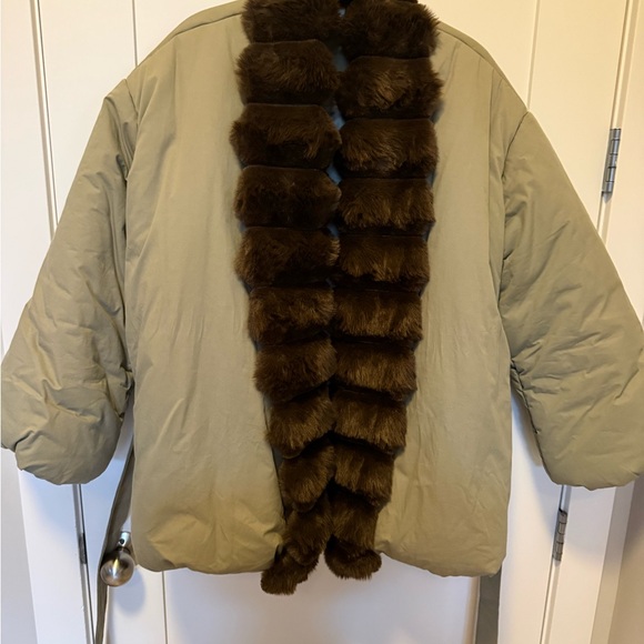 Helsa Bubble Puffer With Faux Fur in Tan & Cedar SZ S $449 - Picture 8 of 11